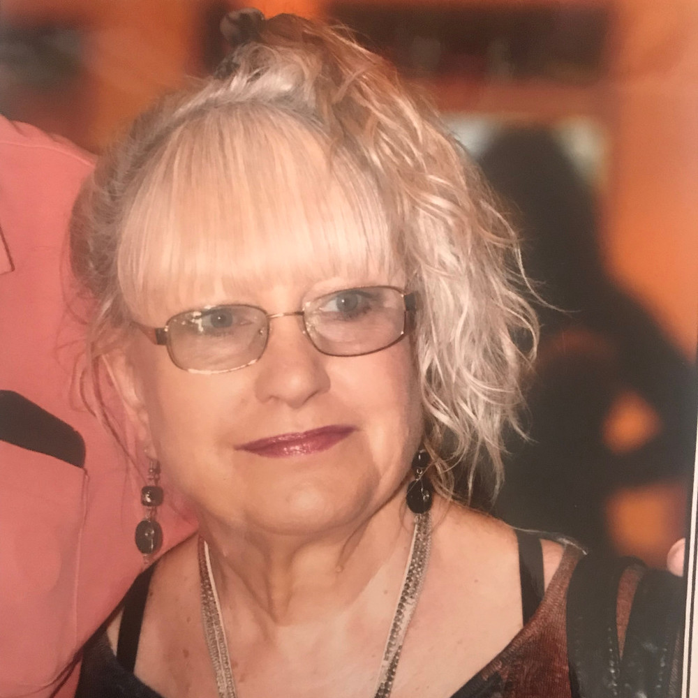 Meet your Posher, Lorraine